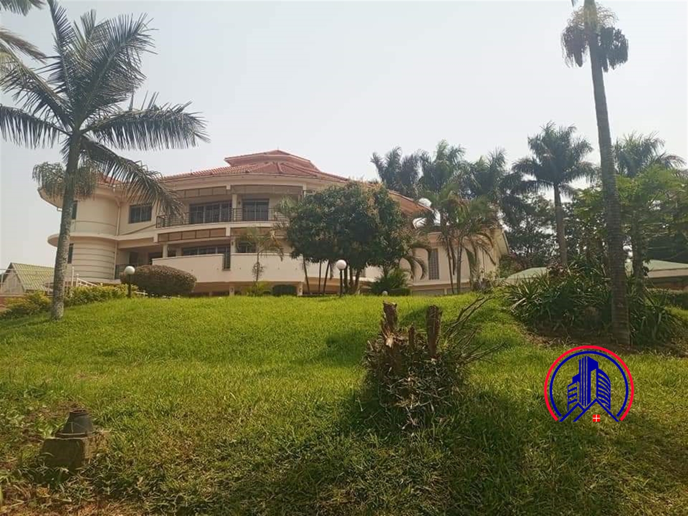 Storeyed house for rent in Mutugo Kampala