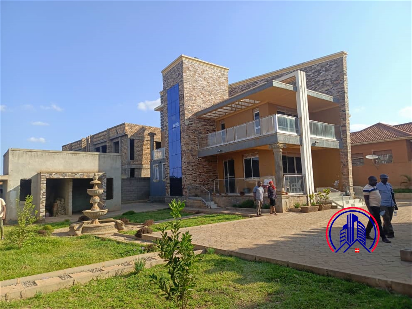 Storeyed house for sale in Manyagwa Wakiso