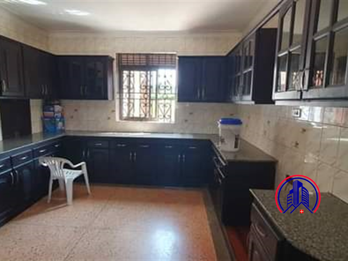 Storeyed house for sale in Kawuku Wakiso