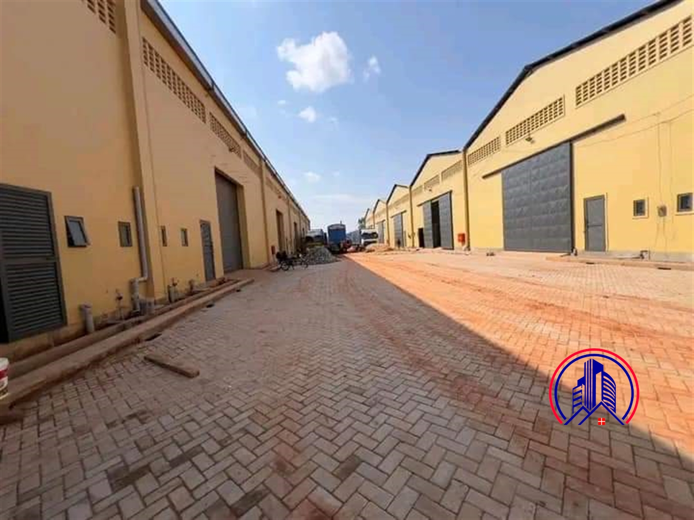 Warehouse for rent in Nalukolongo Kampala