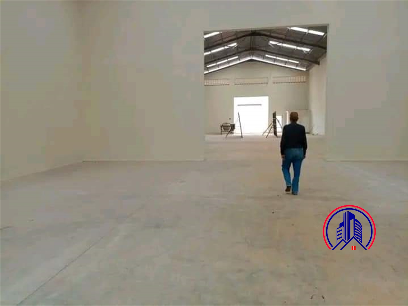 Warehouse for rent in Nalukolongo Kampala