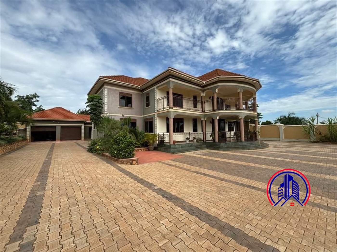 Storeyed house for sale in Kira Wakiso