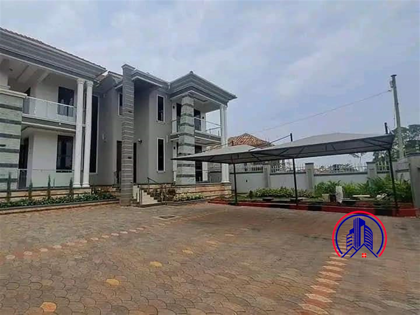 Storeyed house for sale in Kira Wakiso