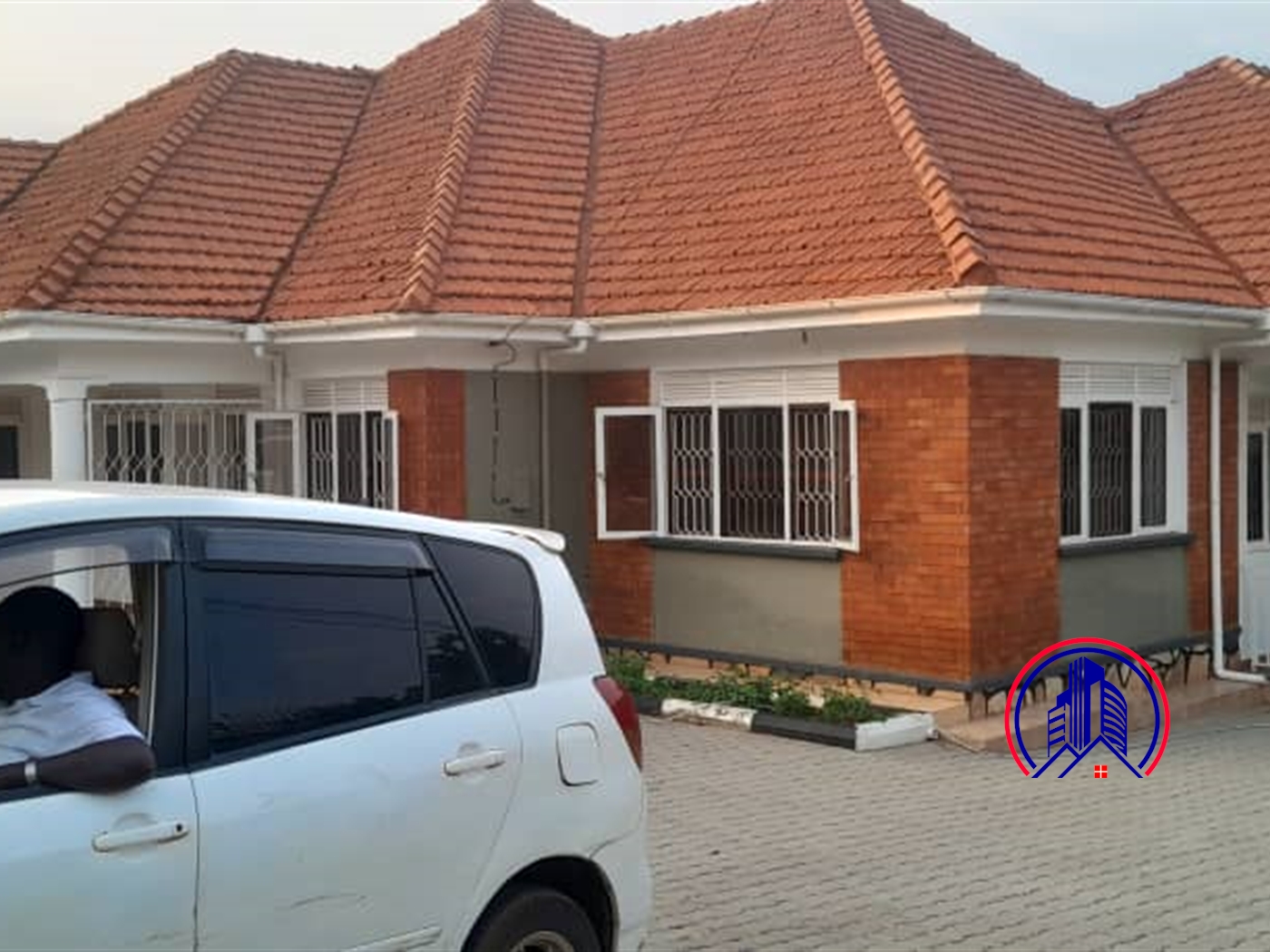 Bungalow for rent in Muyenga Kampala