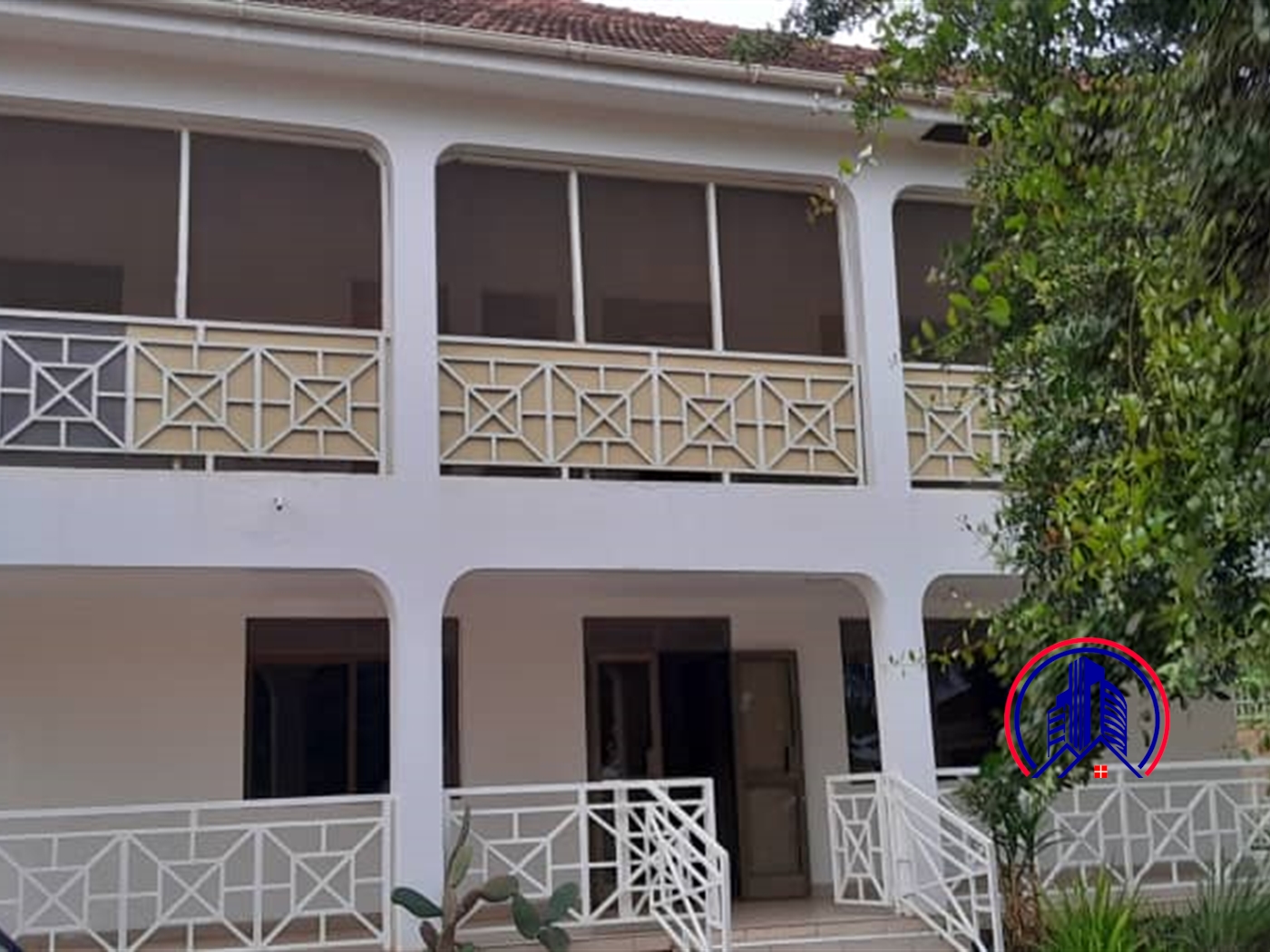 Storeyed house for rent in Muyenga Kampala