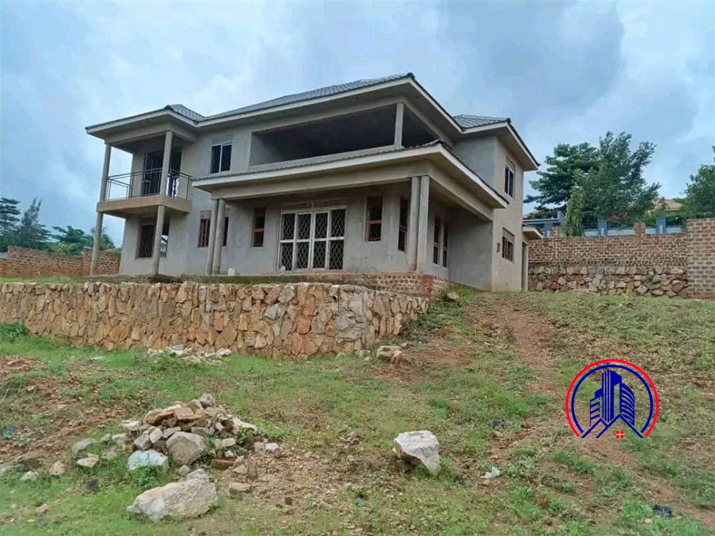 Storeyed house for sale in Namugongo Wakiso