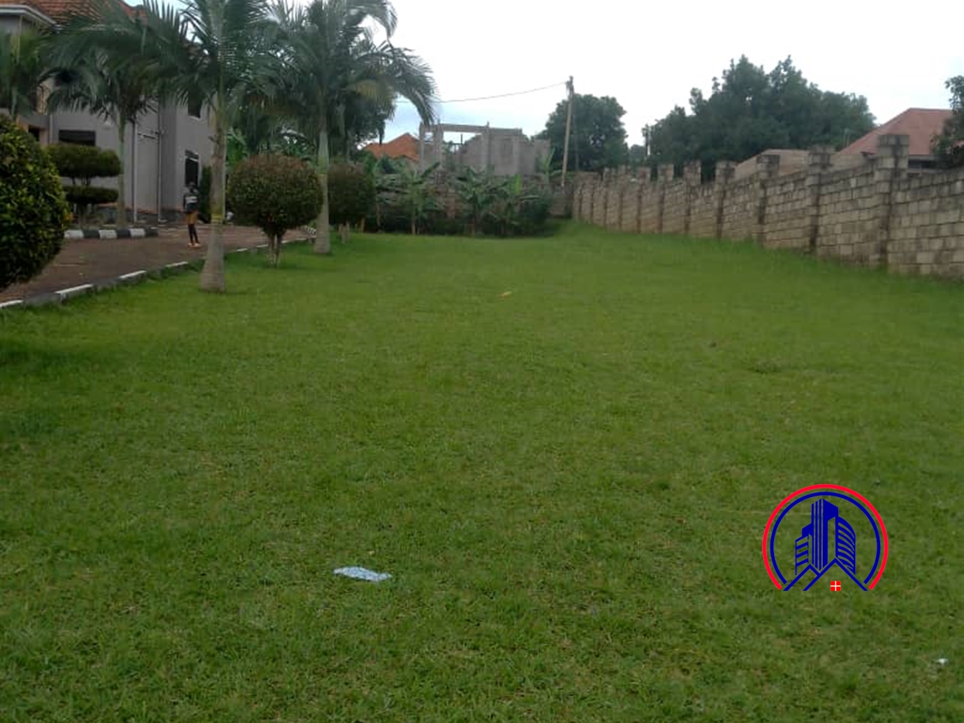 Storeyed house for sale in Kitende Wakiso