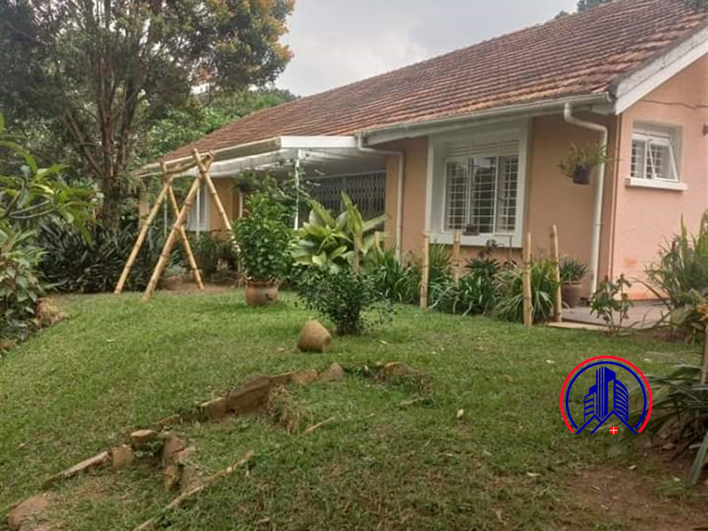 Bungalow for sale in Kansanga Kampala