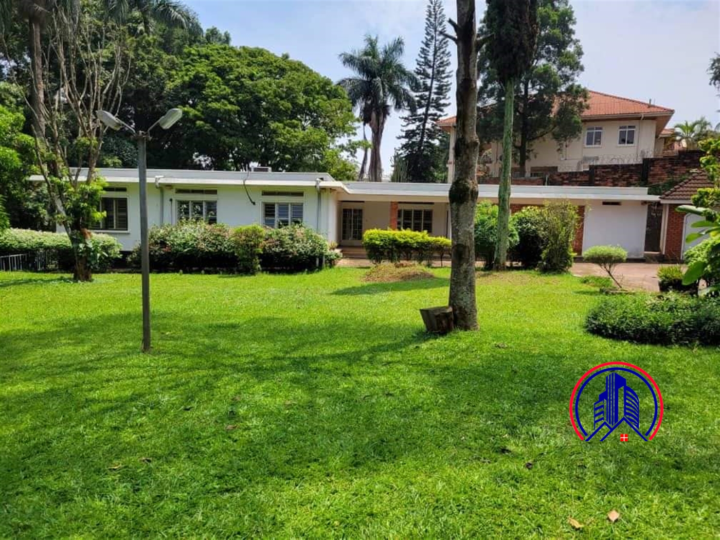 Bungalow for rent in Kololo Kampala