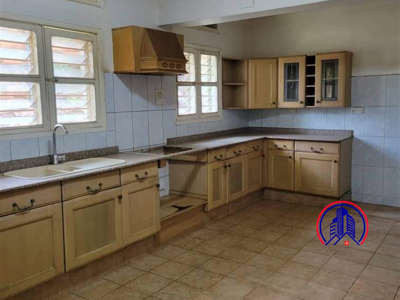 Bungalow for rent in Kololo Kampala