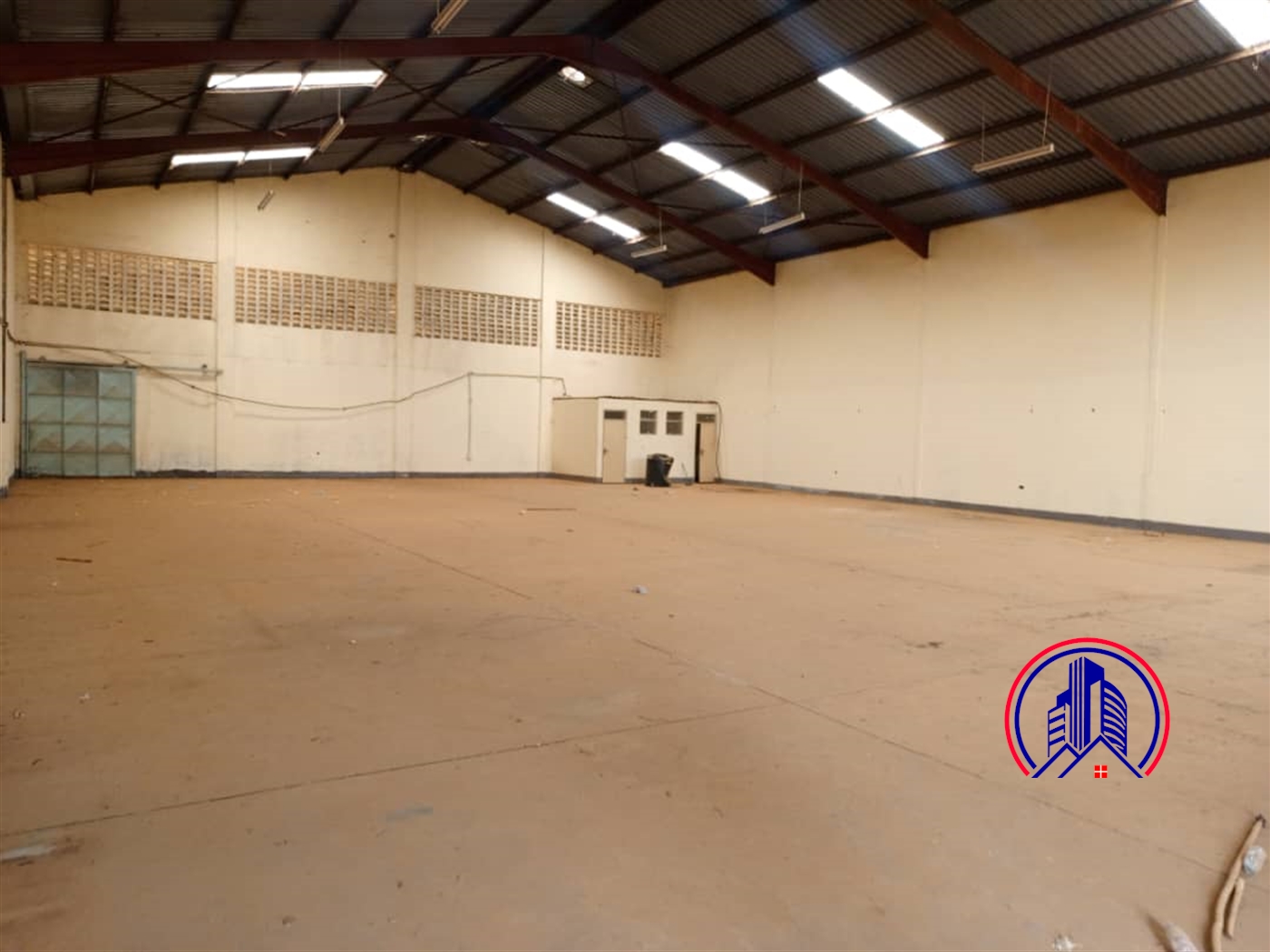 Warehouse for rent in Bweyogerere Wakiso