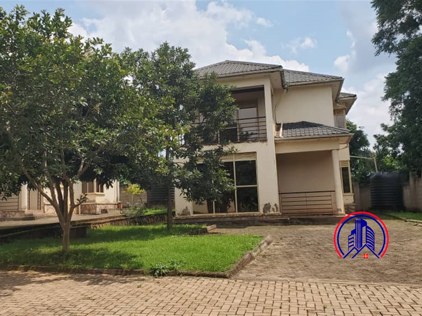 Storeyed house for sale in Gayaza Wakiso