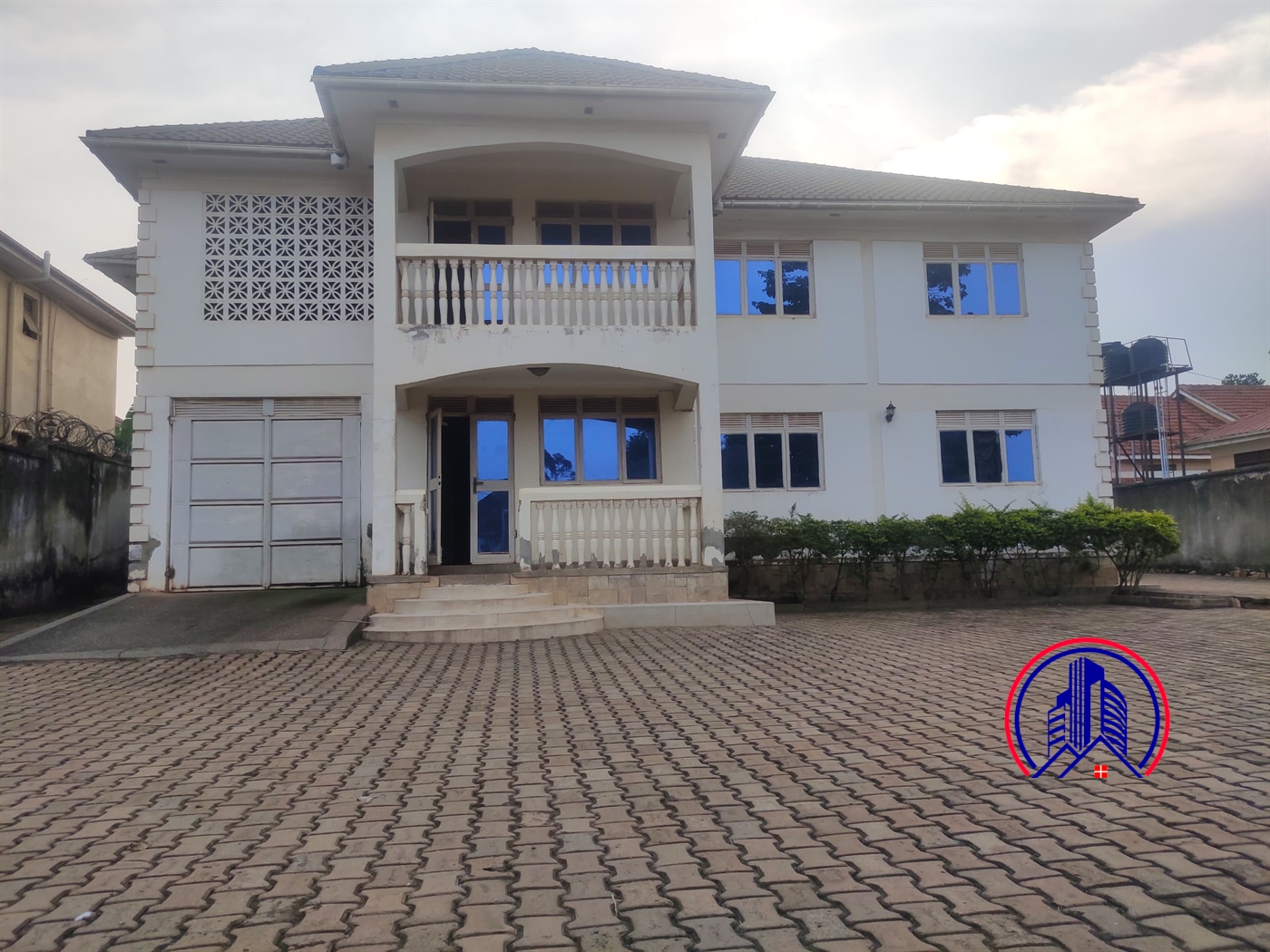 Storeyed house for sale in Kitende Wakiso