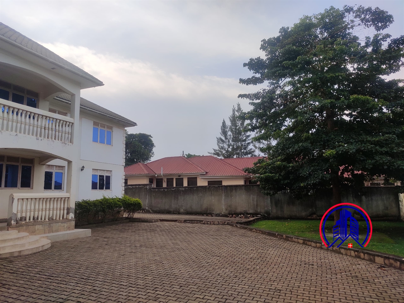 Storeyed house for sale in Kitende Wakiso