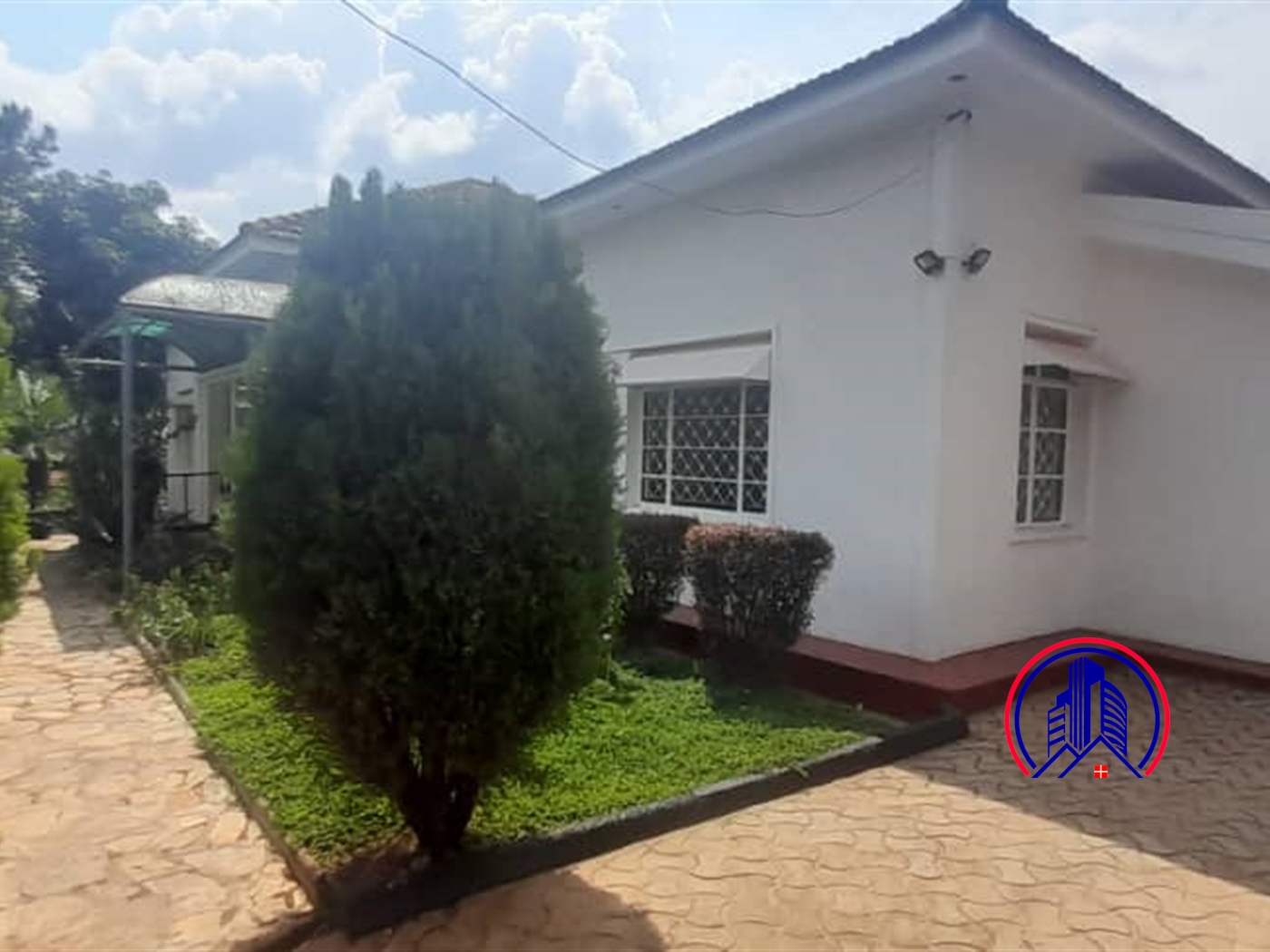 Bungalow for rent in Bukoto Kampala