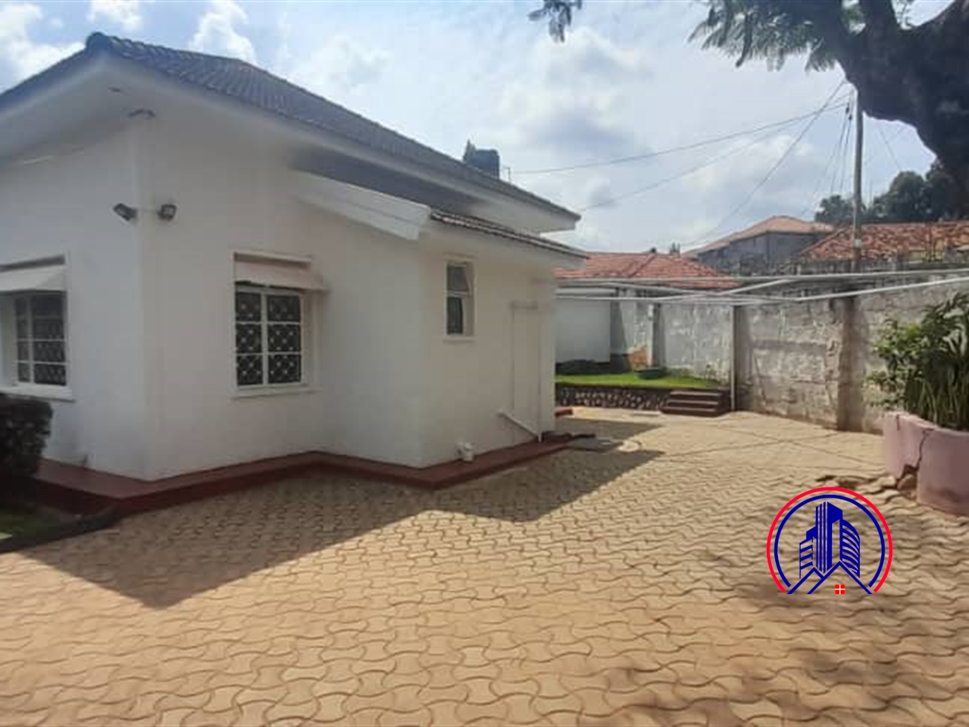 Bungalow for rent in Bukoto Kampala