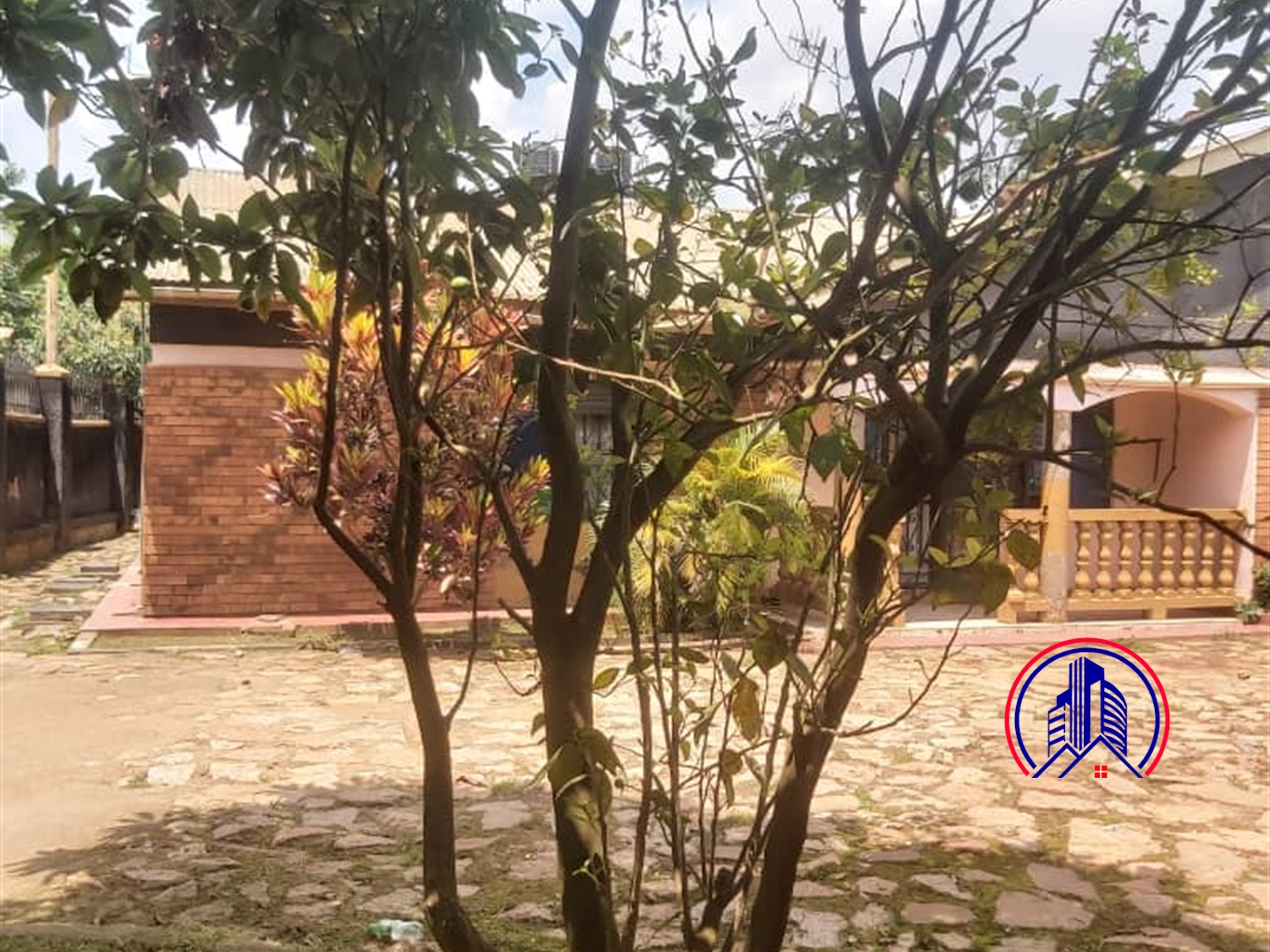 Bungalow for sale in Lwezakajansi Wakiso