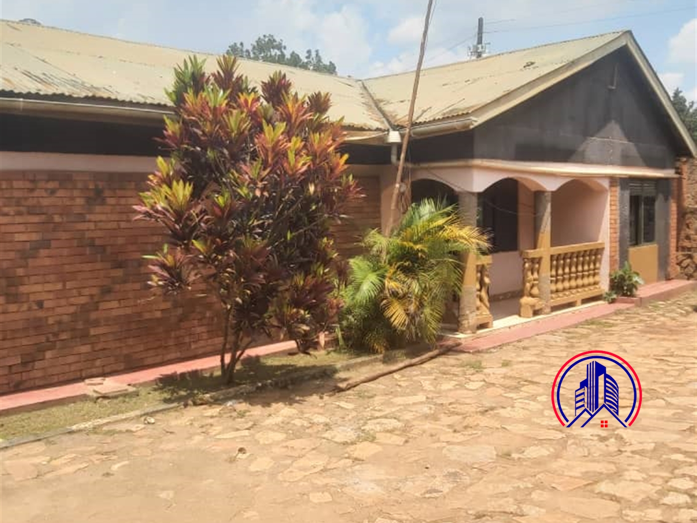 Bungalow for sale in Lwezakajansi Wakiso