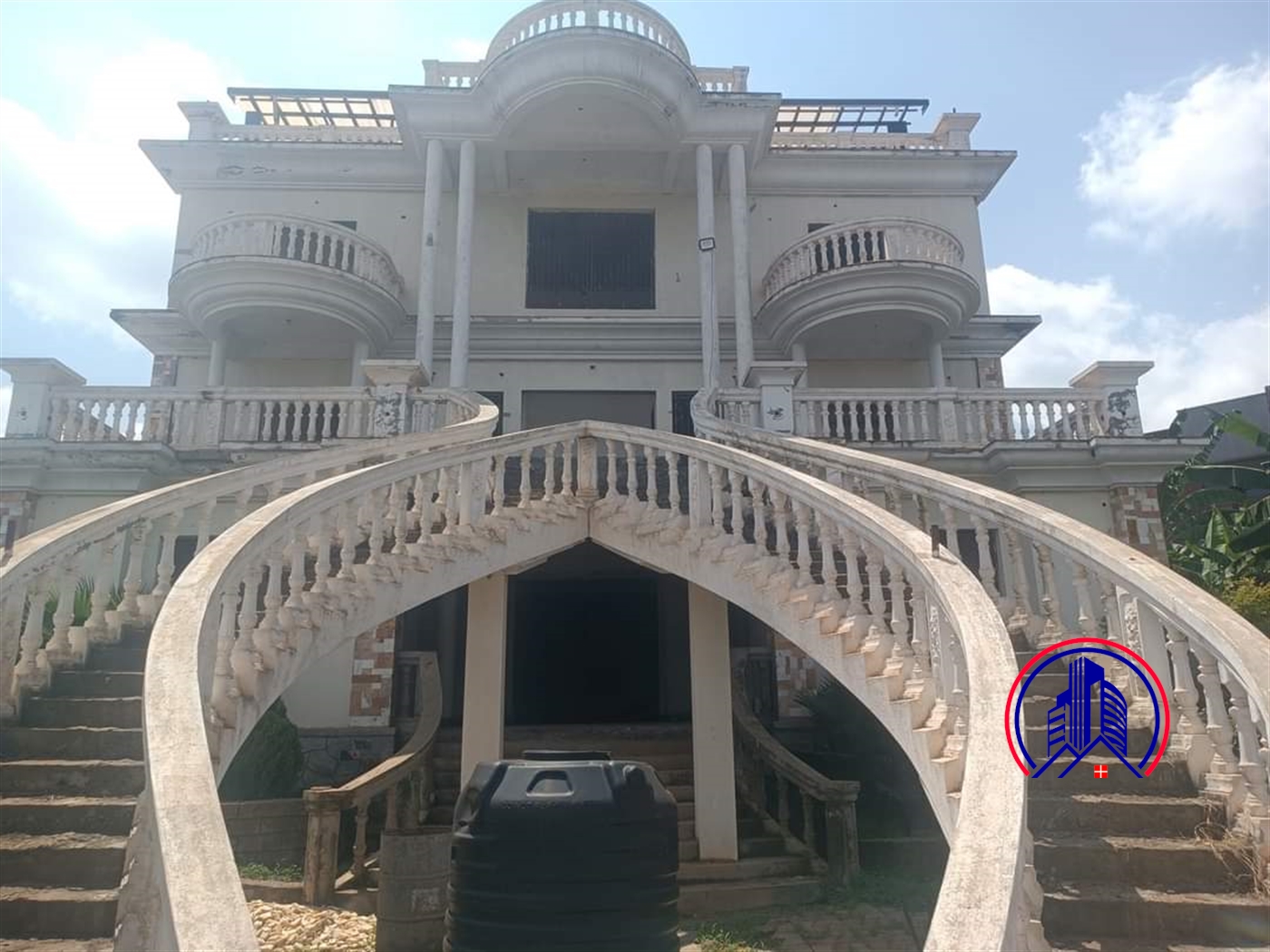 Storeyed house for sale in Bwebajja Wakiso