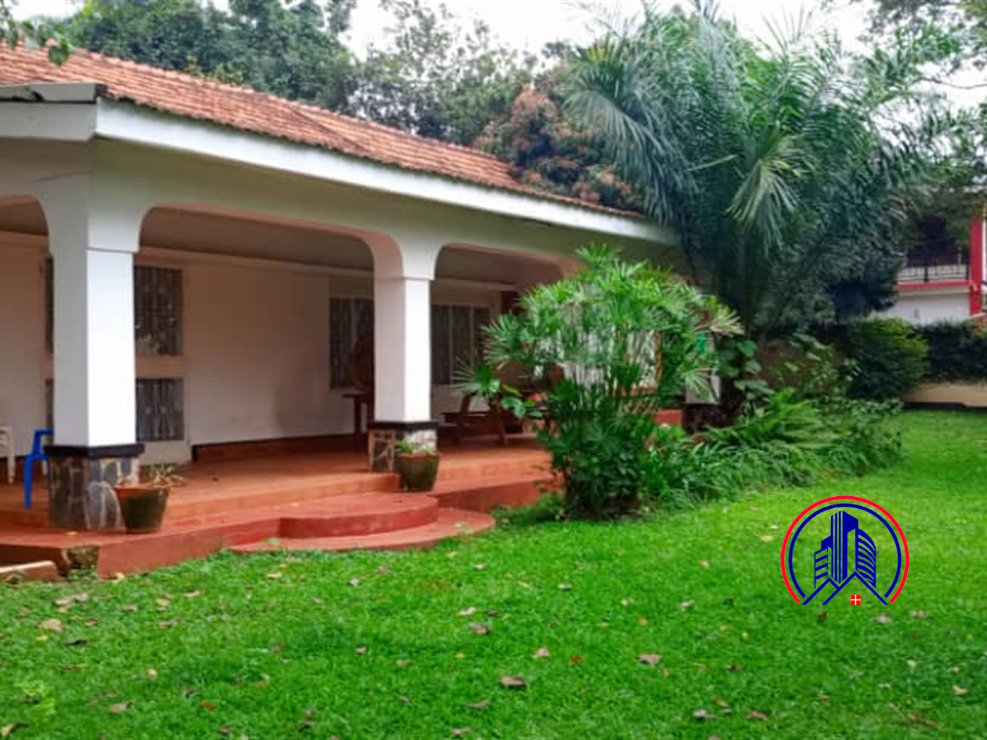 Bungalow for rent in Kololo Kampala