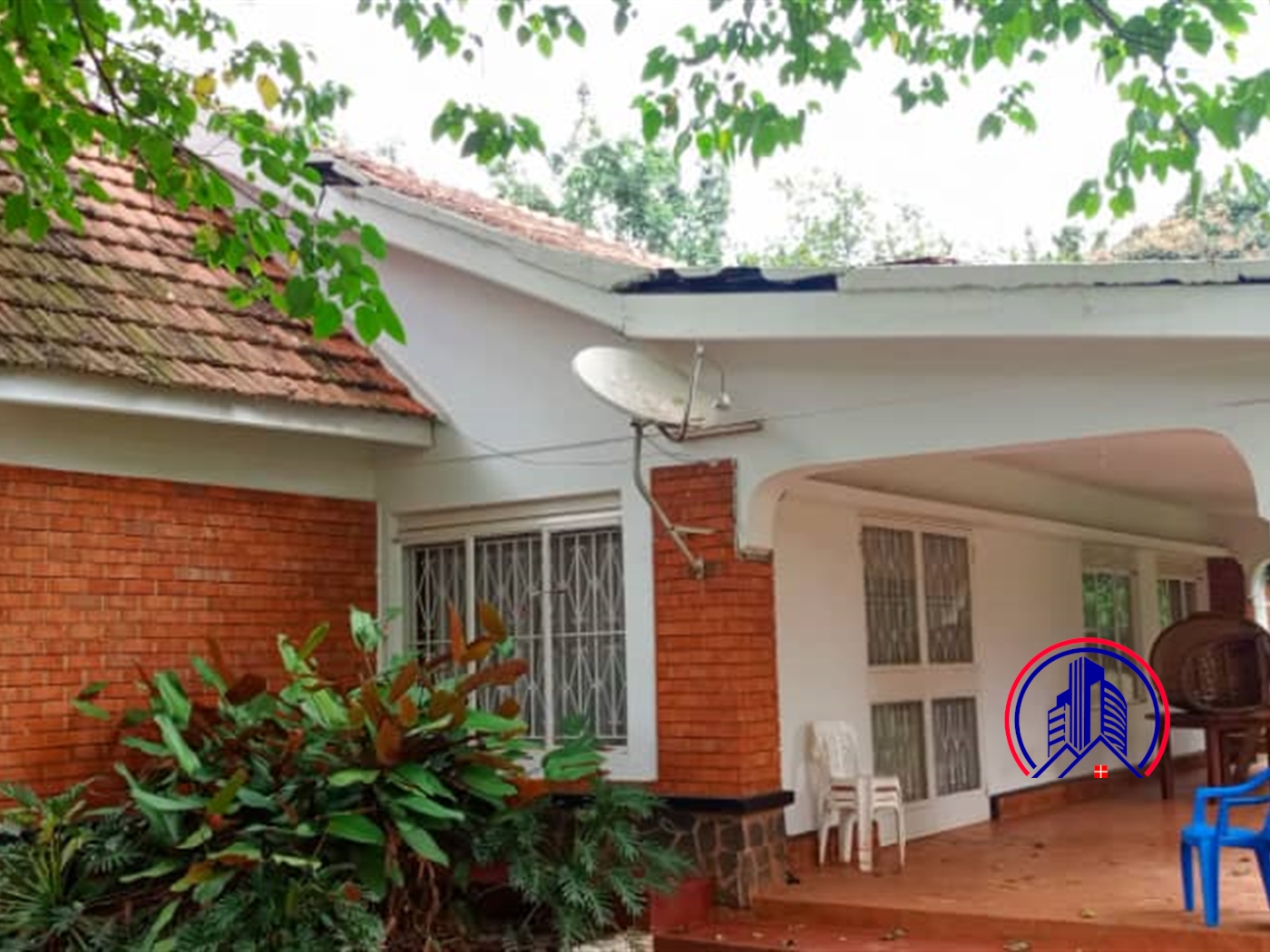 Bungalow for rent in Kololo Kampala