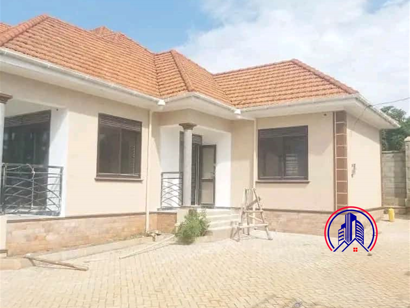 Storeyed house for sale in Kitende Wakiso