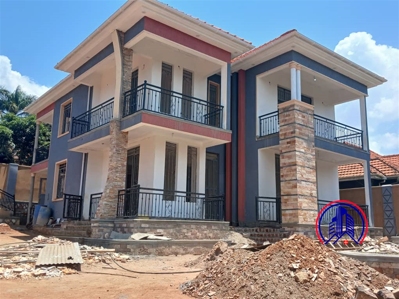 Storeyed house for sale in Munyonyo Kampala