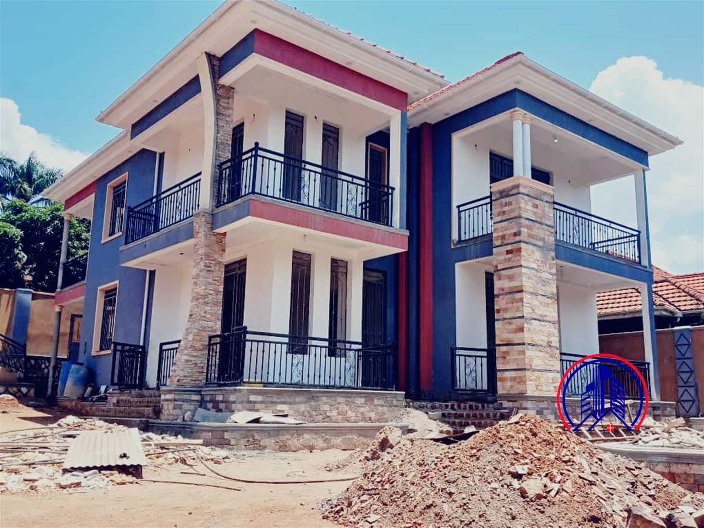 Storeyed house for sale in Munyonyo Kampala