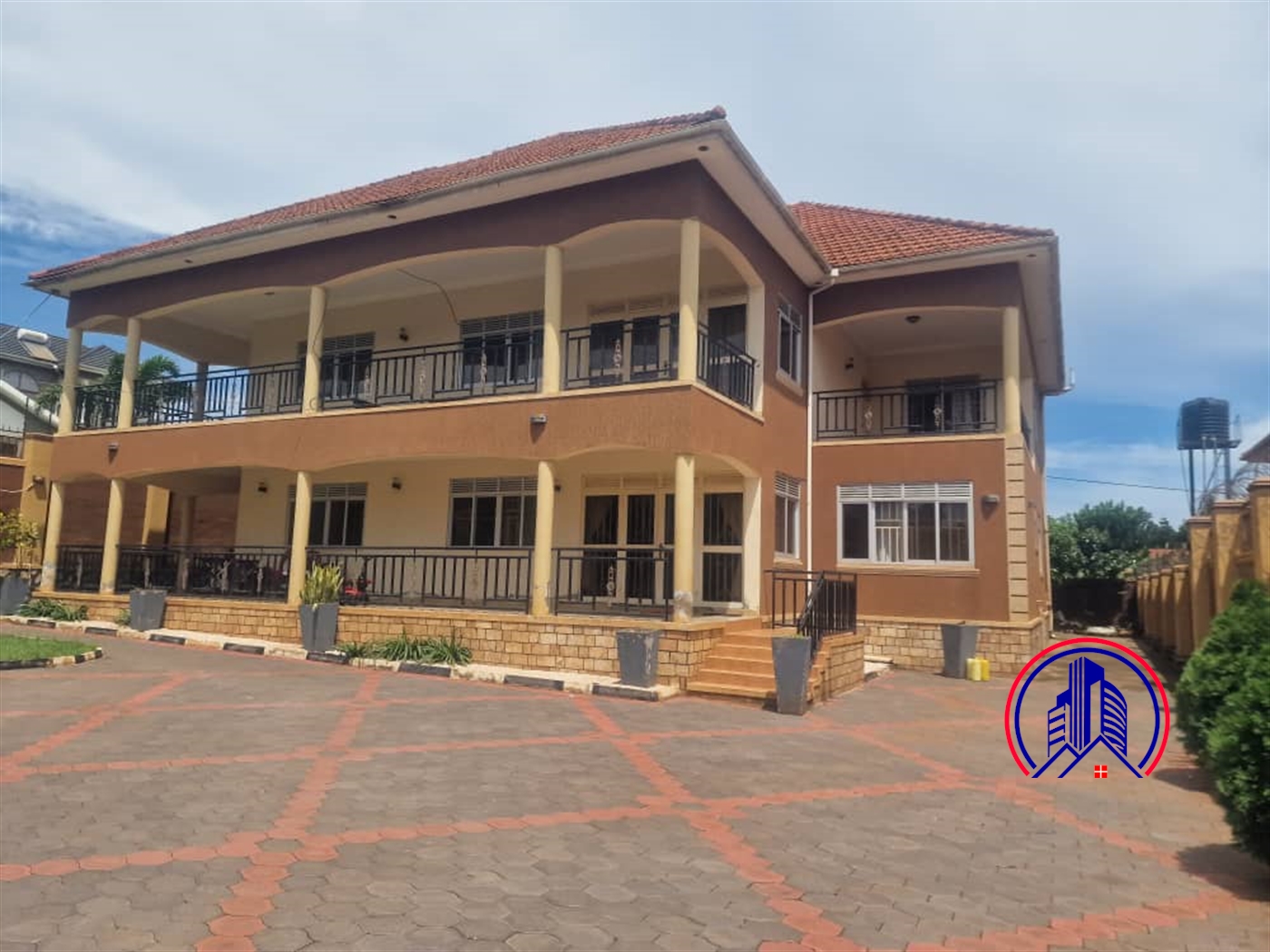 Storeyed house for sale in Bwebajja Wakiso