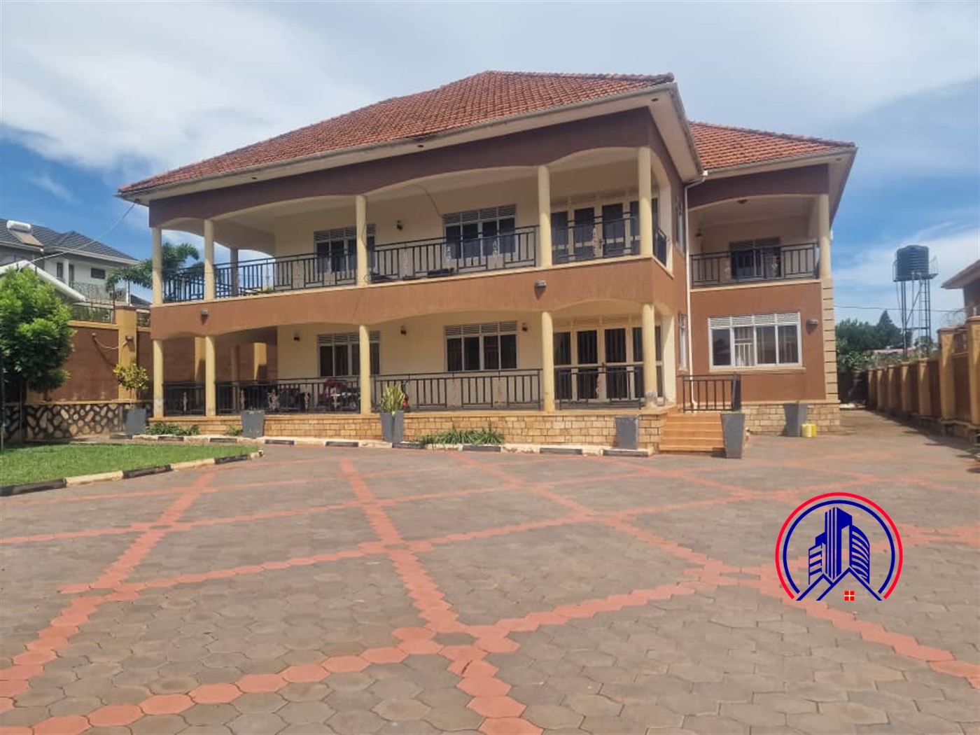 Storeyed house for sale in Bwebajja Wakiso