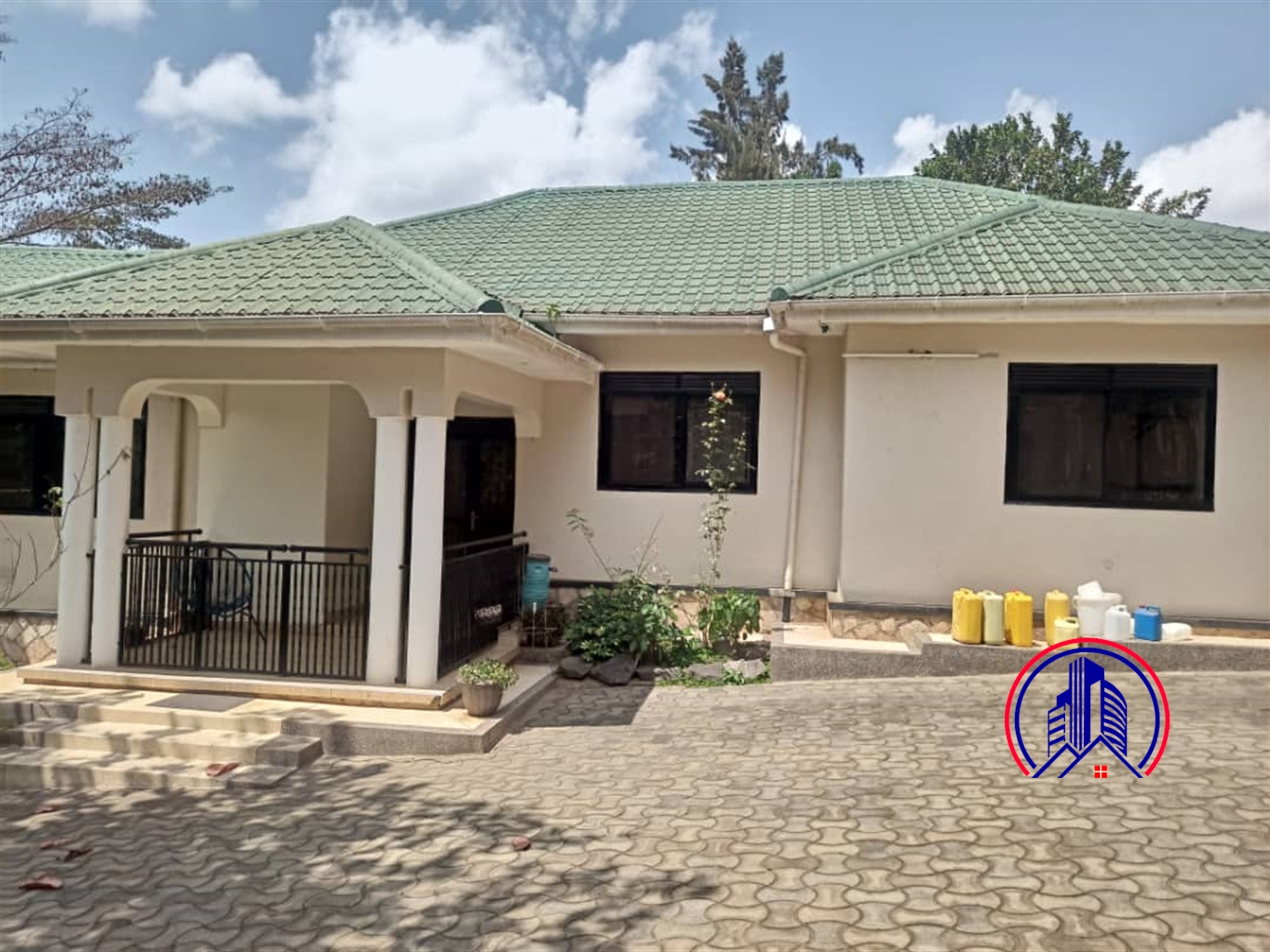 Bungalow for rent in Bbunga Kampala