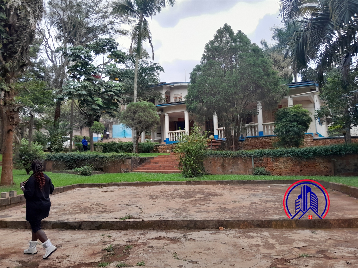 Storeyed house for rent in Kololo Kampala