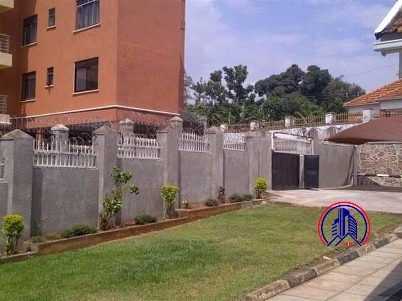 Semi Detached for rent in Muyenga Kampala