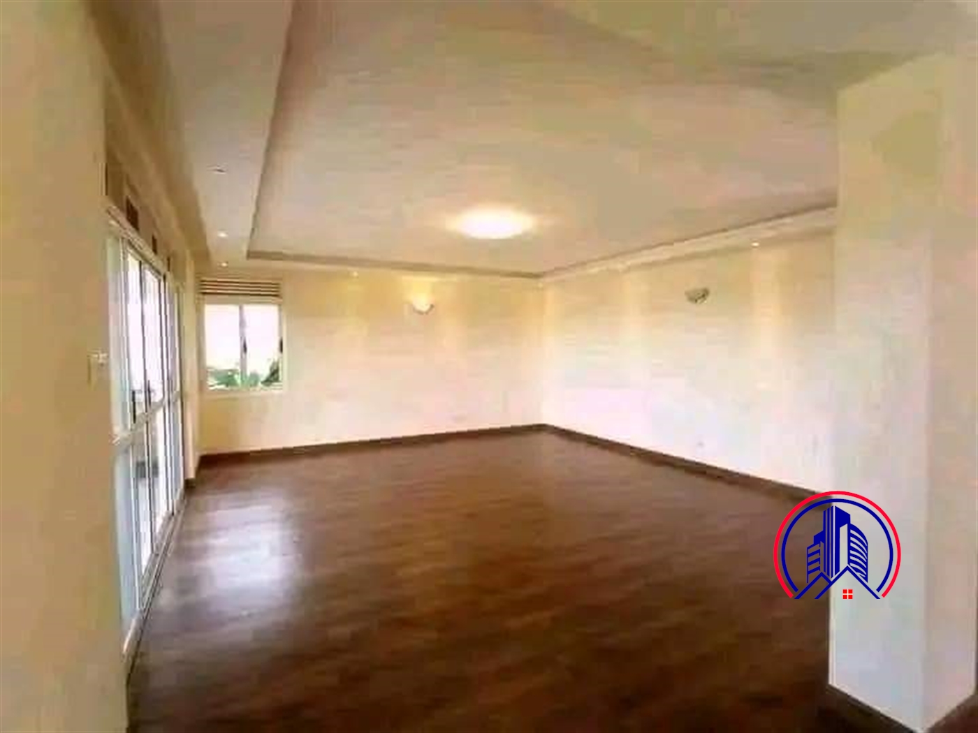 Duplex for rent in Mbuya Kampala