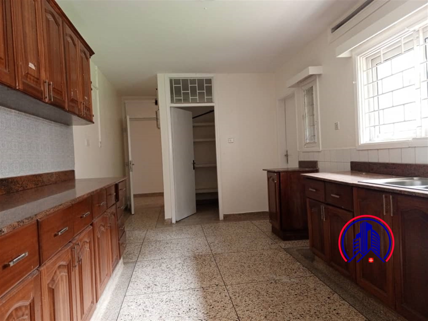 Bungalow for rent in Kololo Kampala