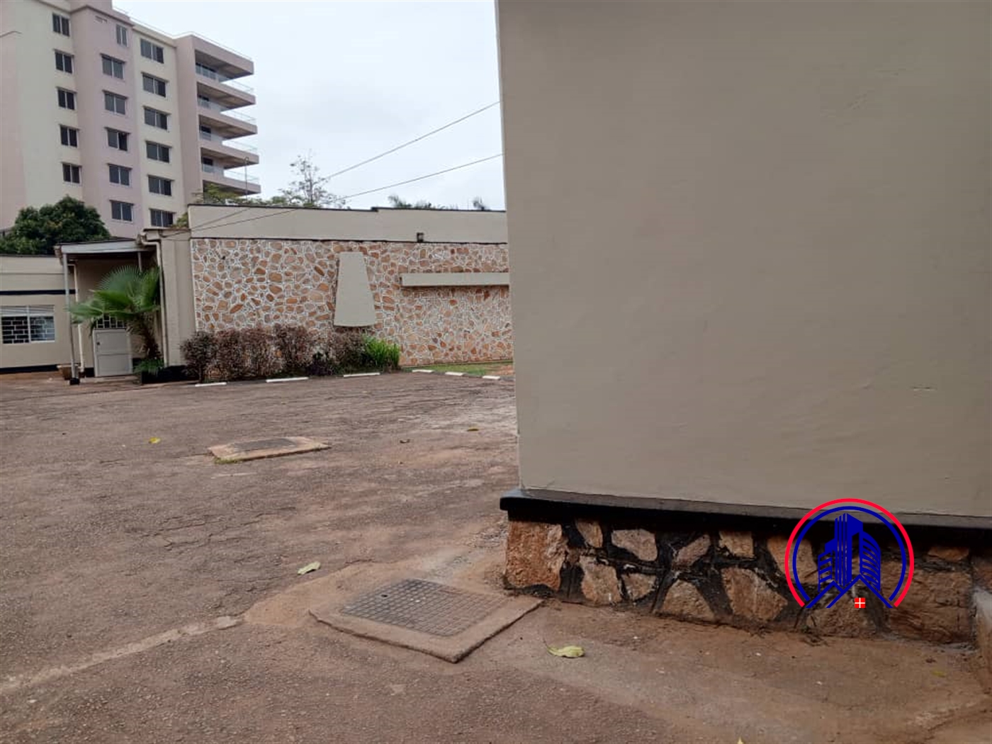 Bungalow for rent in Kololo Kampala