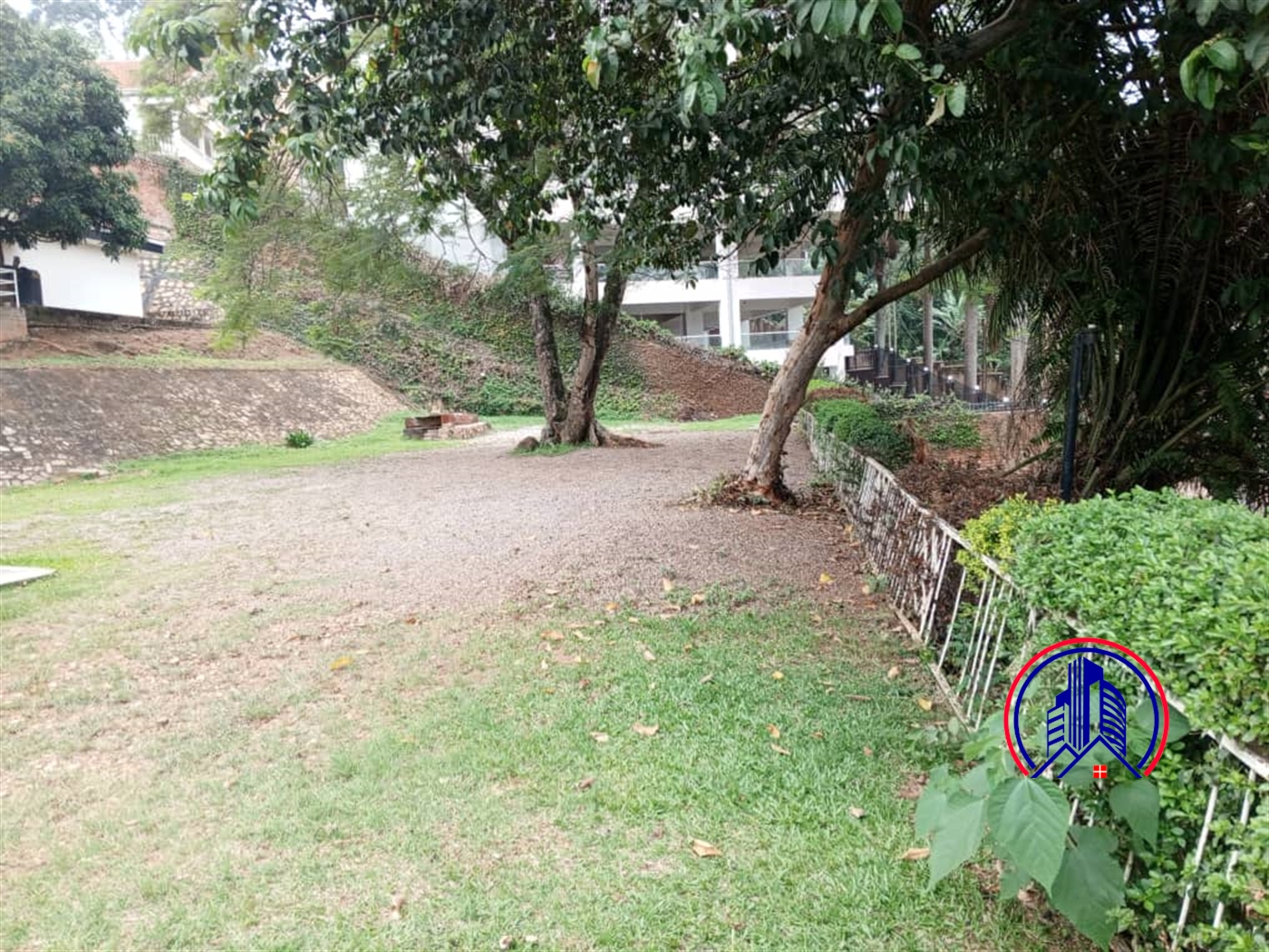 Bungalow for rent in Kololo Kampala