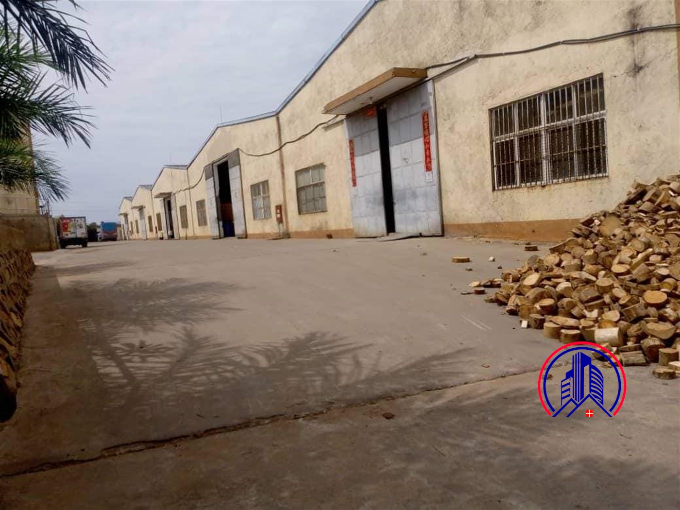 Warehouse for rent in Luzira Kampala