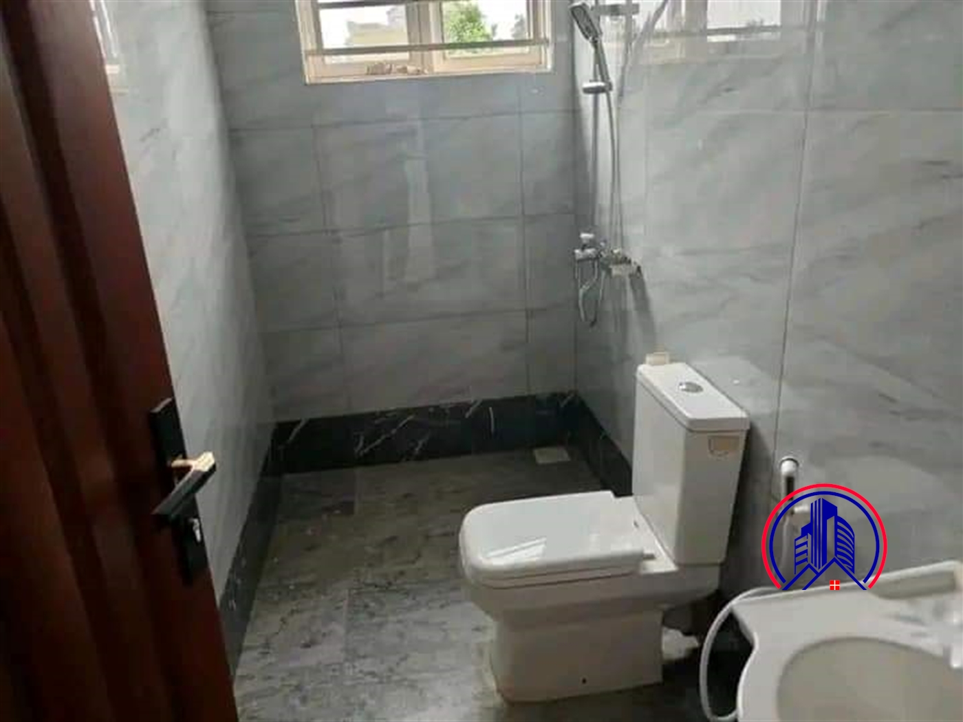 Bathroom (Toilet)