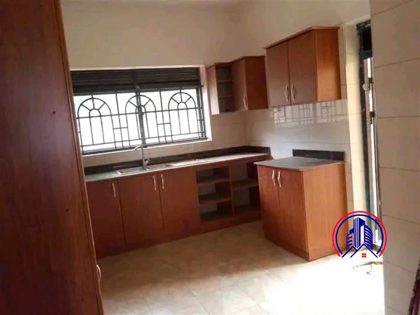 Bungalow for rent in Muyenga Kampala