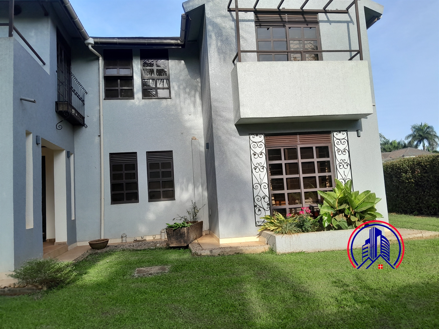 Storeyed house for rent in Munyonyo Kampala