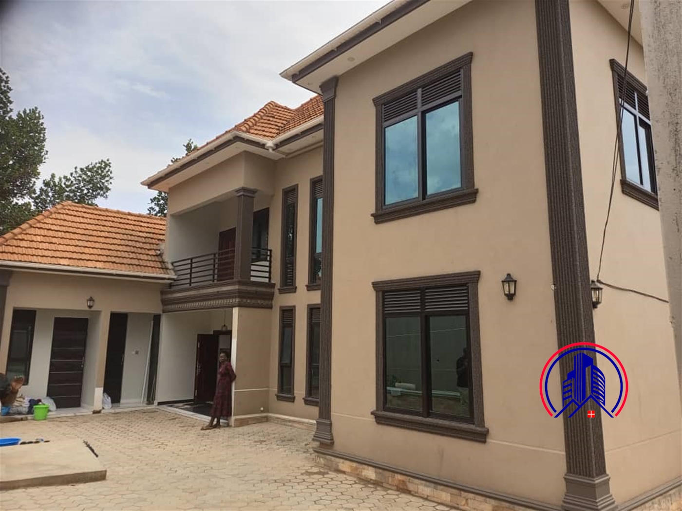 Storeyed house for sale in Kasangati Wakiso