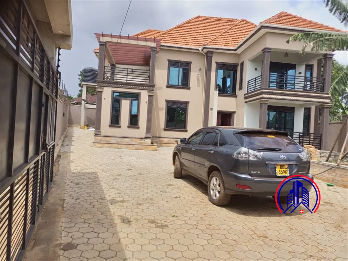 Storeyed house for sale in Kasangati Wakiso