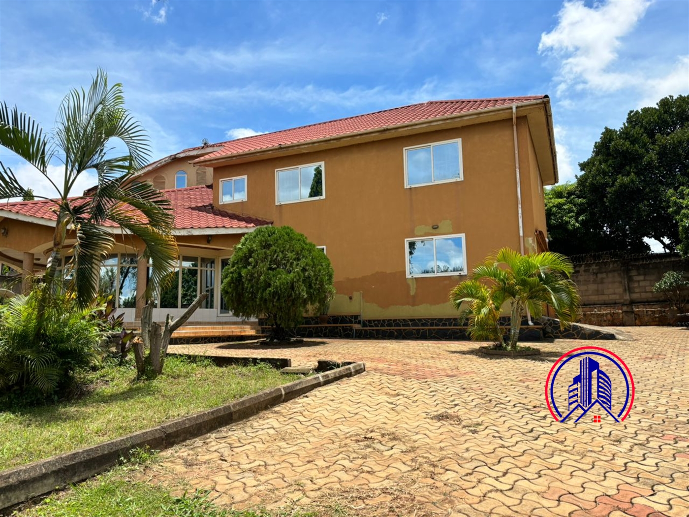 Storeyed house for sale in Kisaasi Kampala