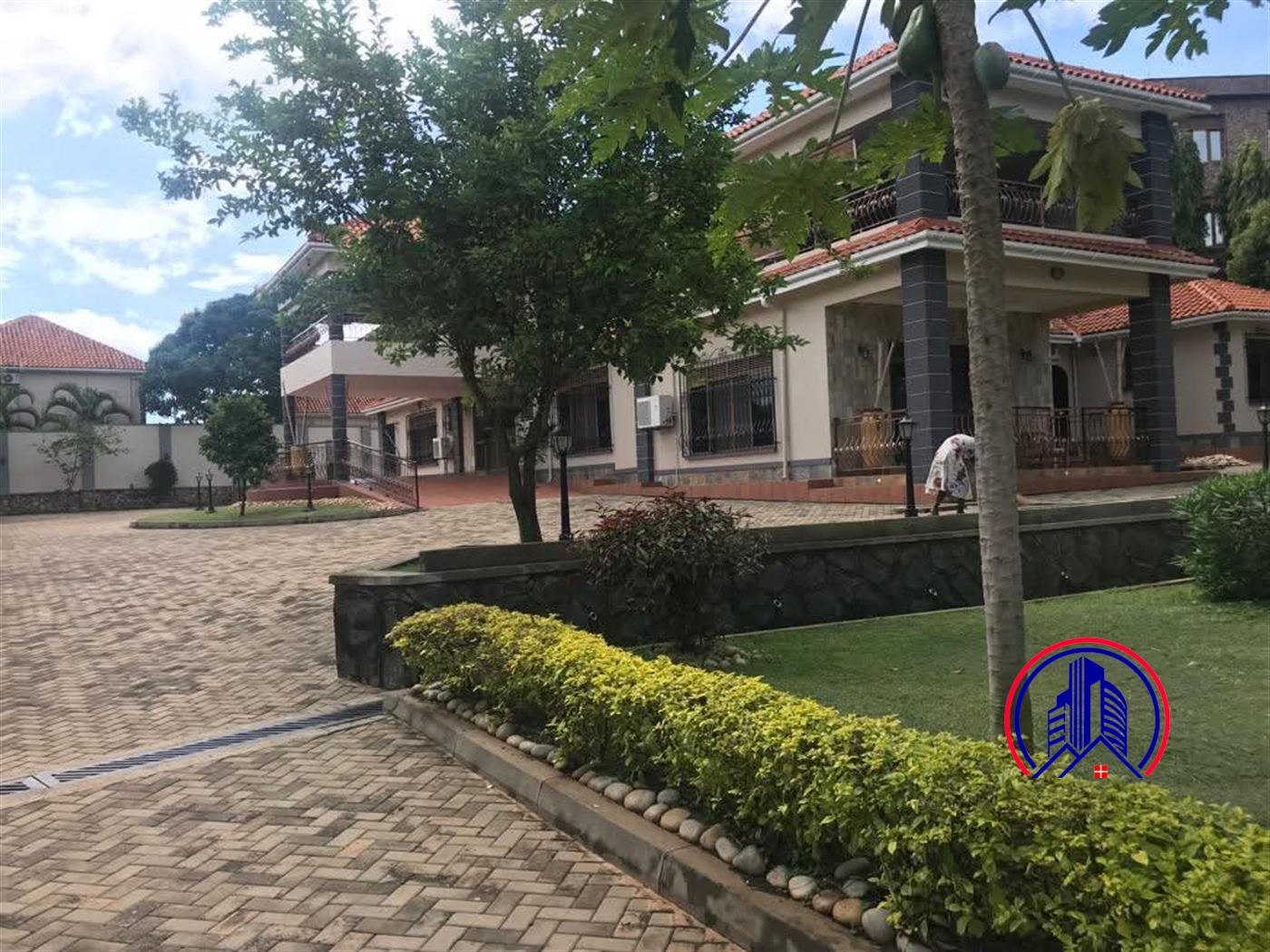 Mansion for sale in Entebbe Wakiso