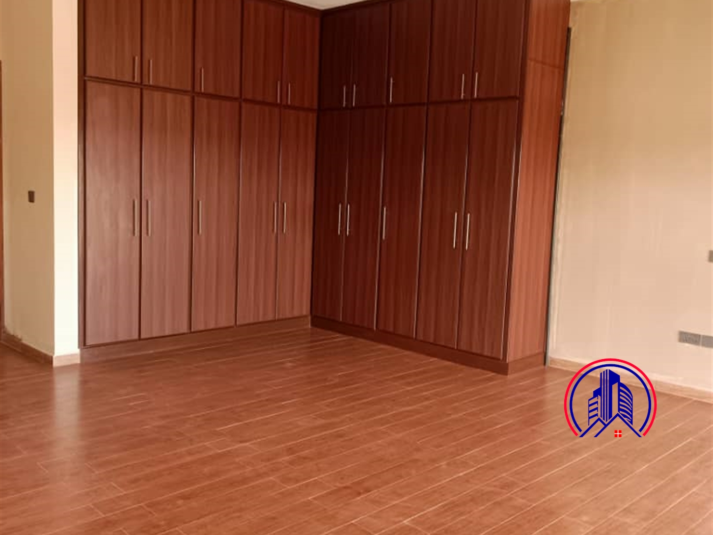 Storeyed house for sale in Kigo Wakiso