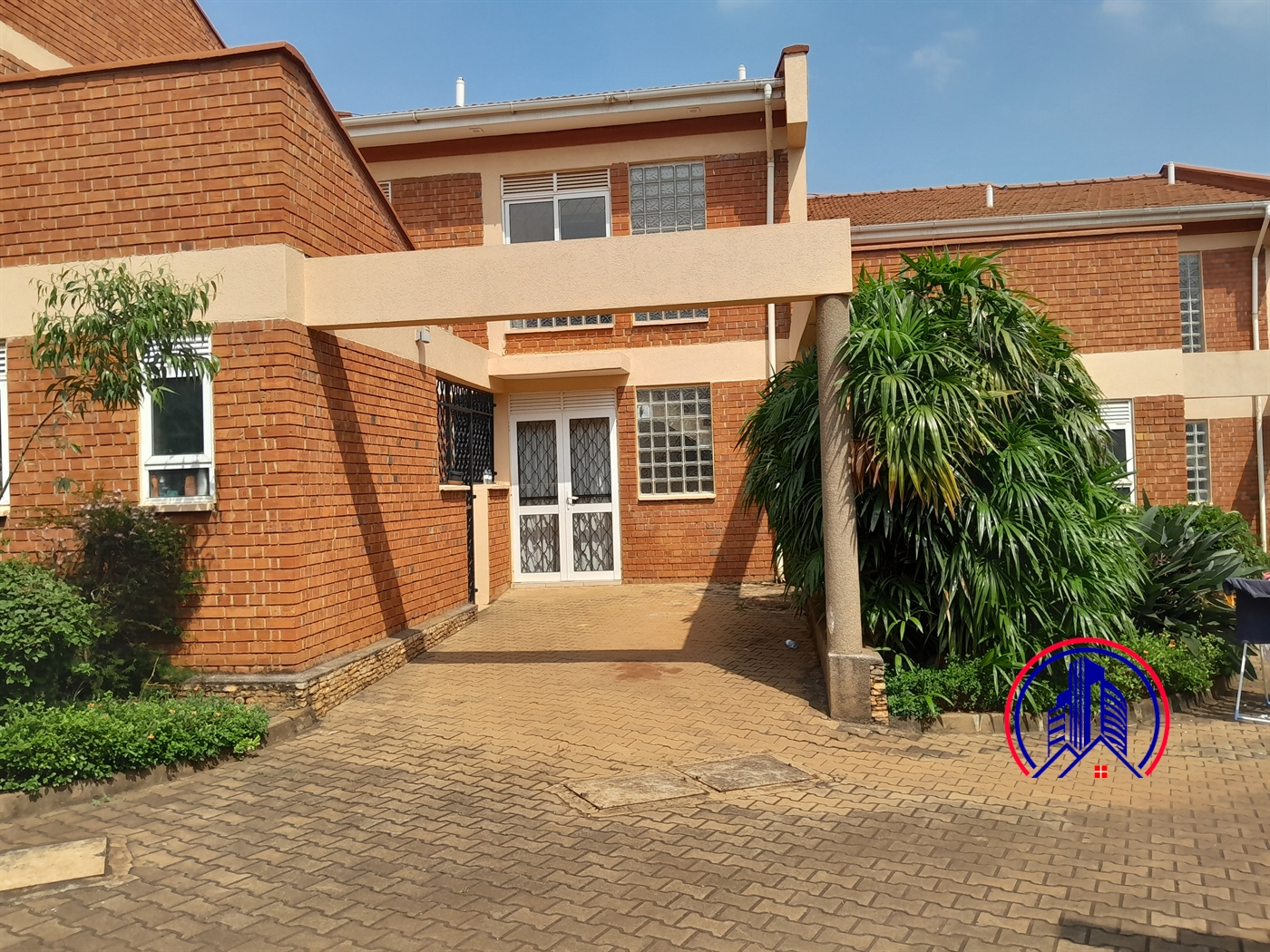 Duplex for rent in Muyenga Kampala