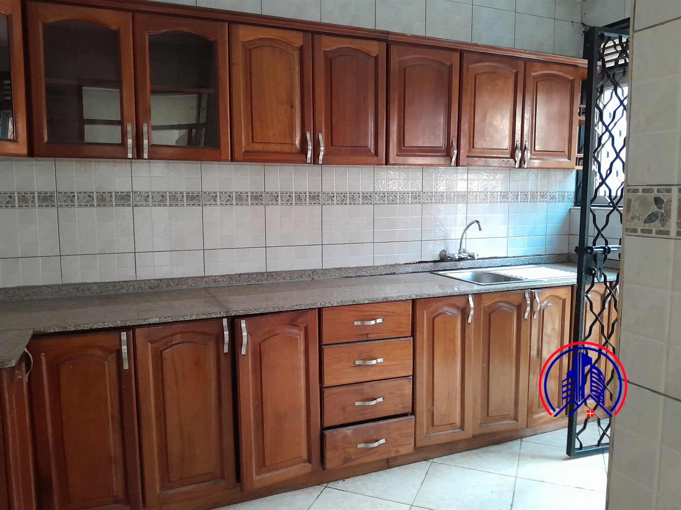 Duplex for rent in Muyenga Kampala