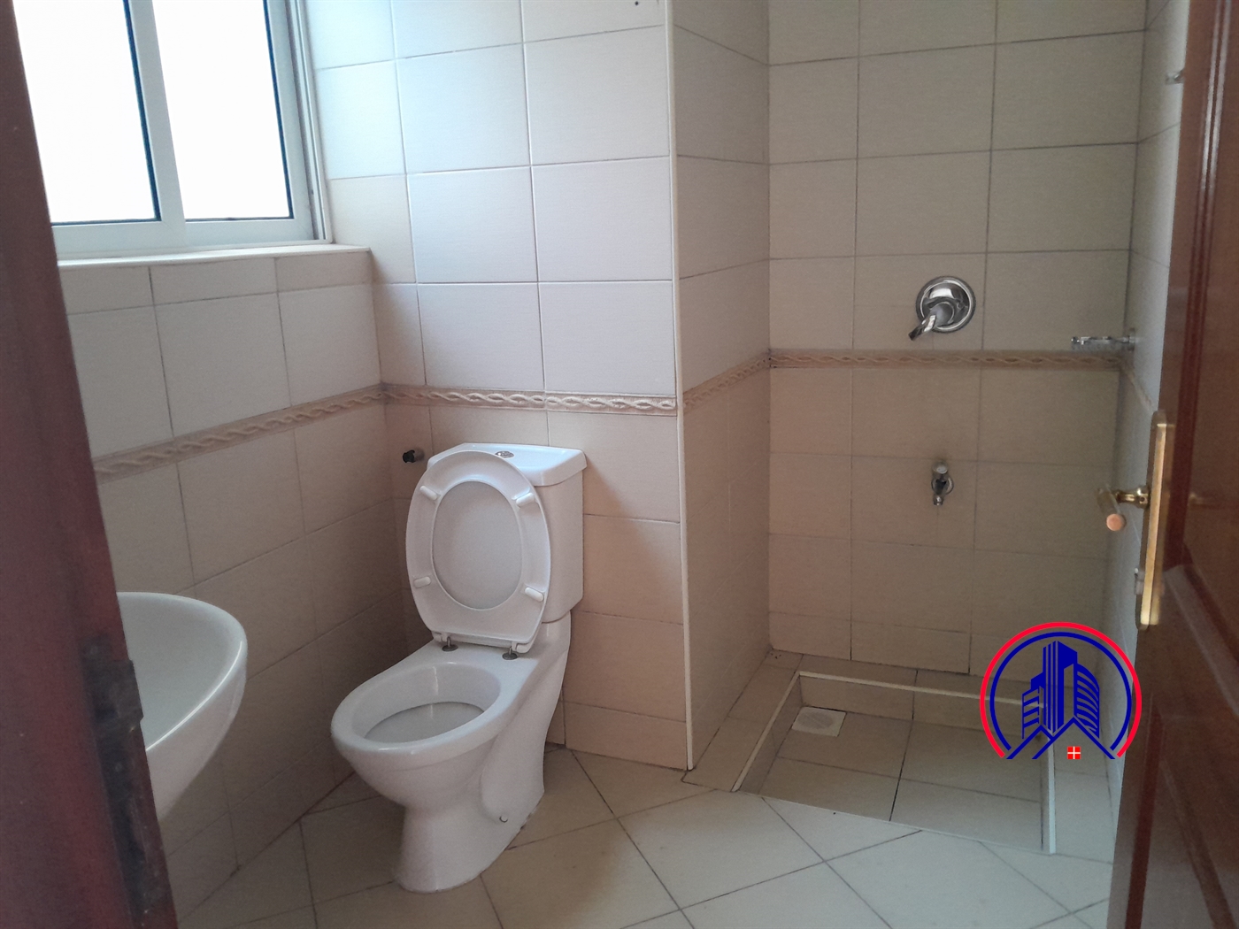 Duplex for rent in Muyenga Kampala