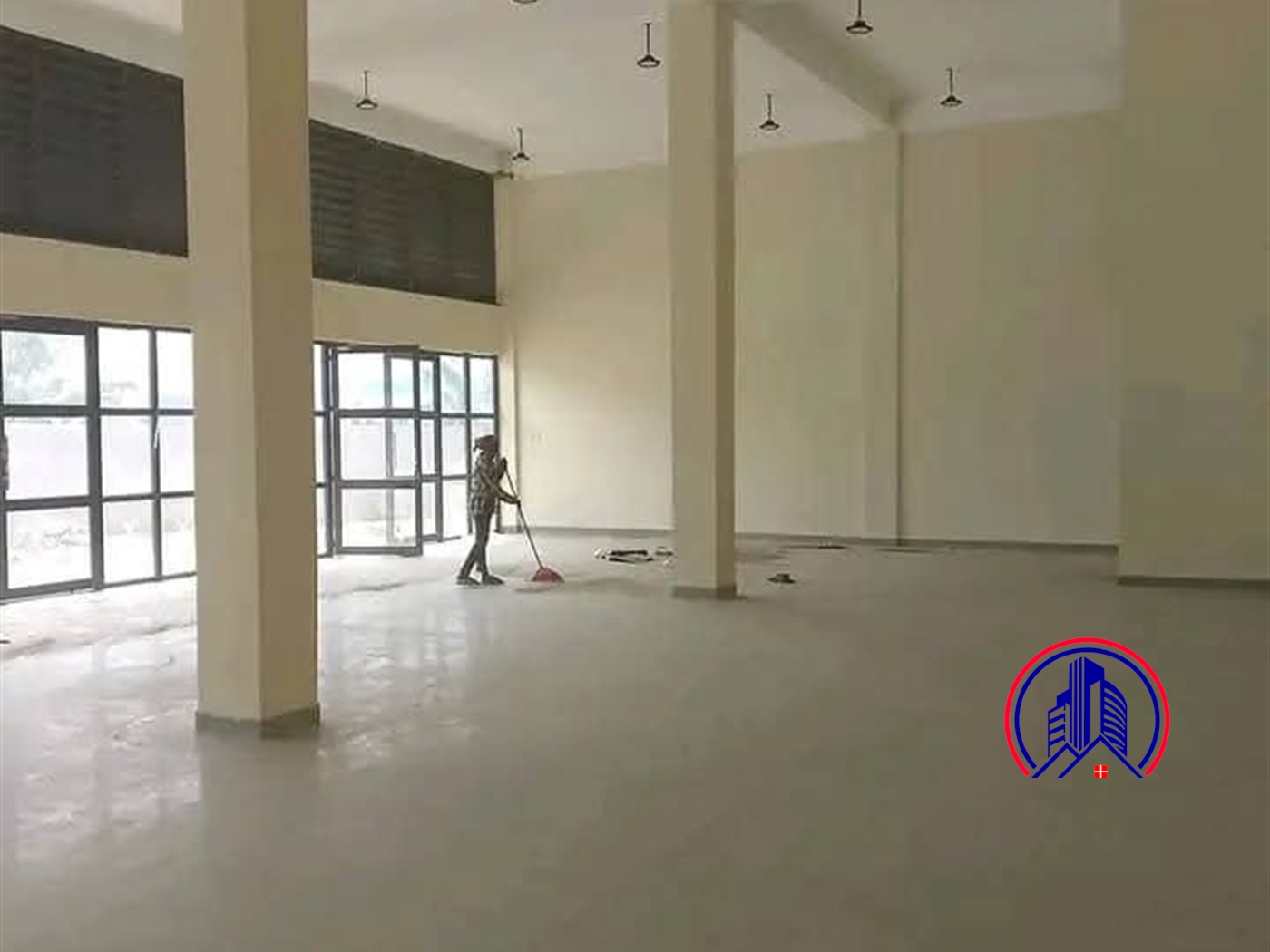 Warehouse for rent in Bugoloobi Kampala